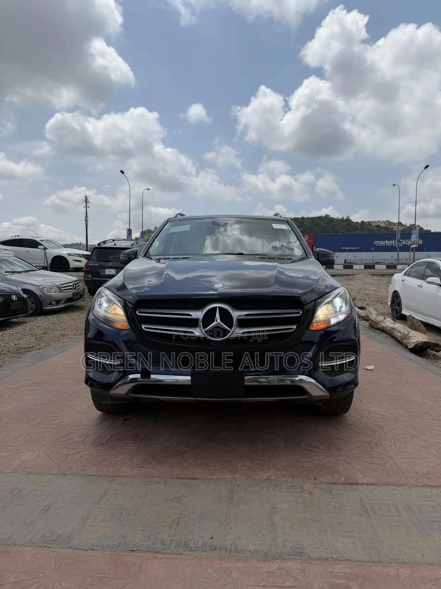 Mercedes-Benz GLE-Class GLE 350d 4MATIC 2016 Blue