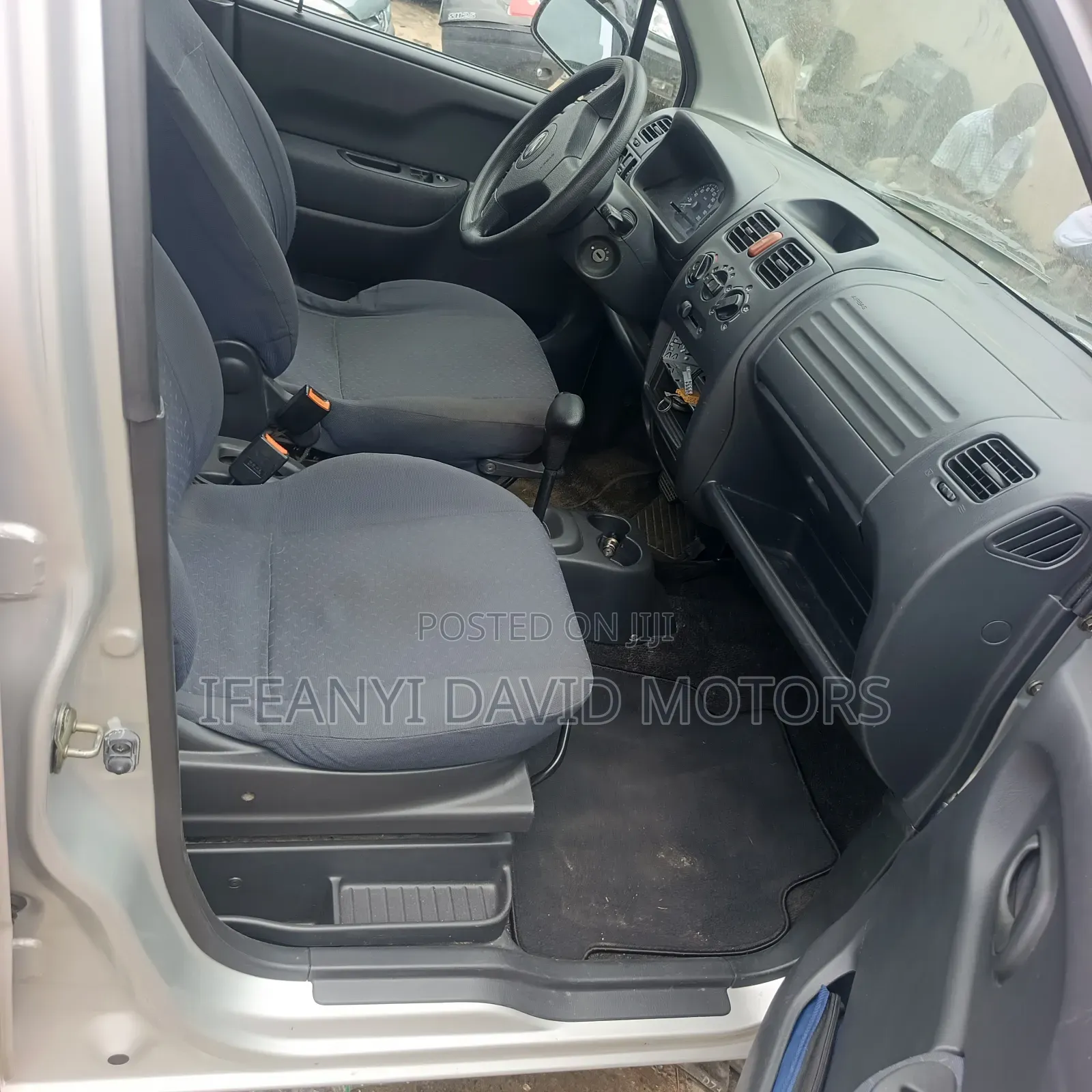 Toyota Yaris 1.3 VVT-i Automatic 2008 Silver