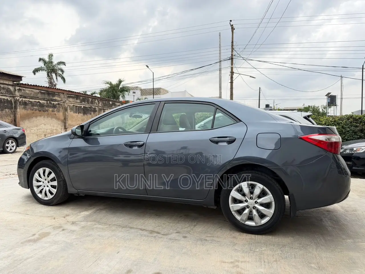 Toyota Corolla LE Plus 4dr Sedan (1.8L 4cyl CVT) 2014 Gray
