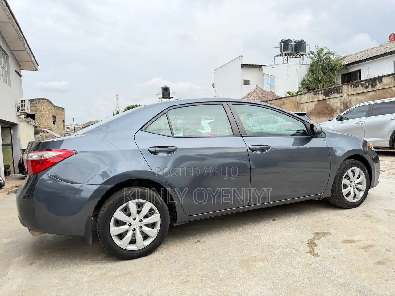 Toyota Corolla LE Plus 4dr Sedan (1.8L 4cyl CVT) 2014 Gray
