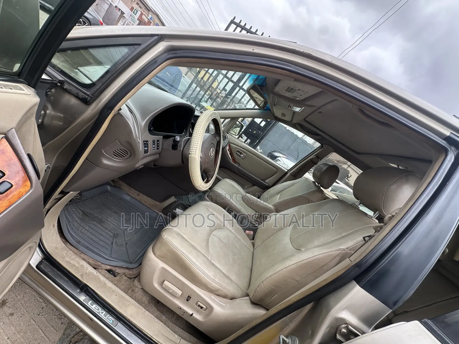 Lexus RX 2001 Gold