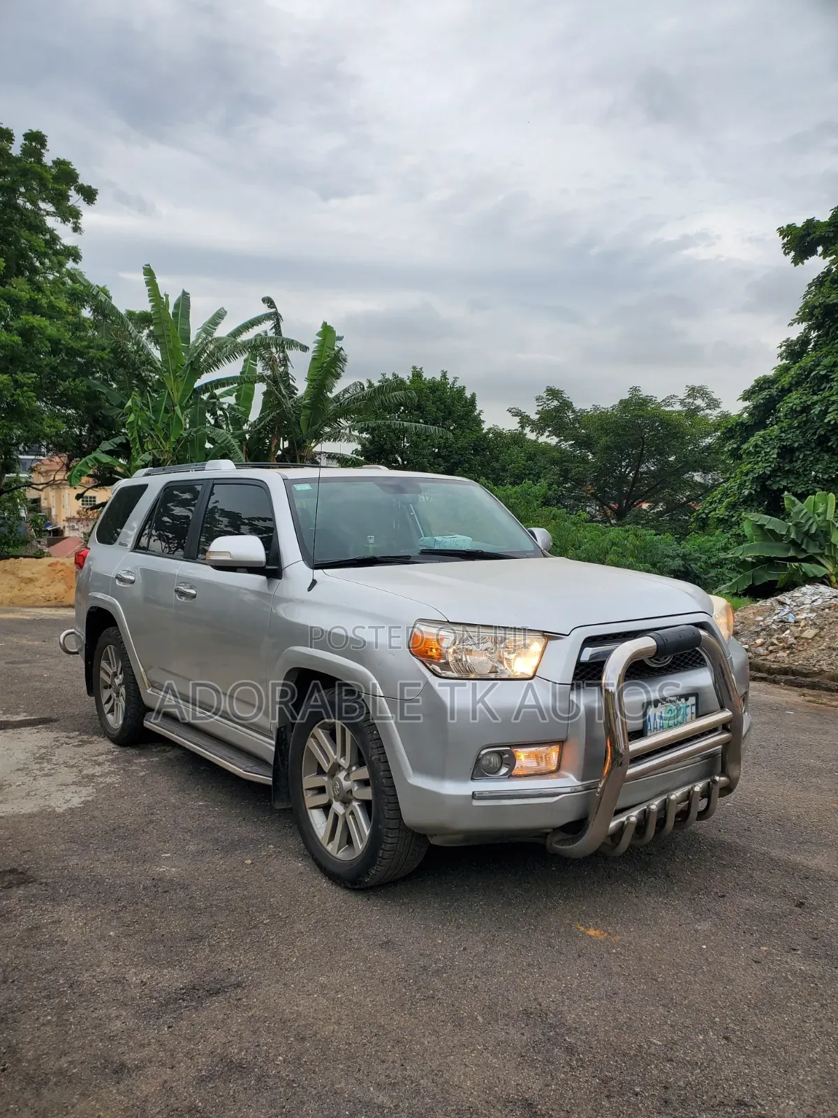 Toyota 4-Runner Limited 4X4 2013 Silver