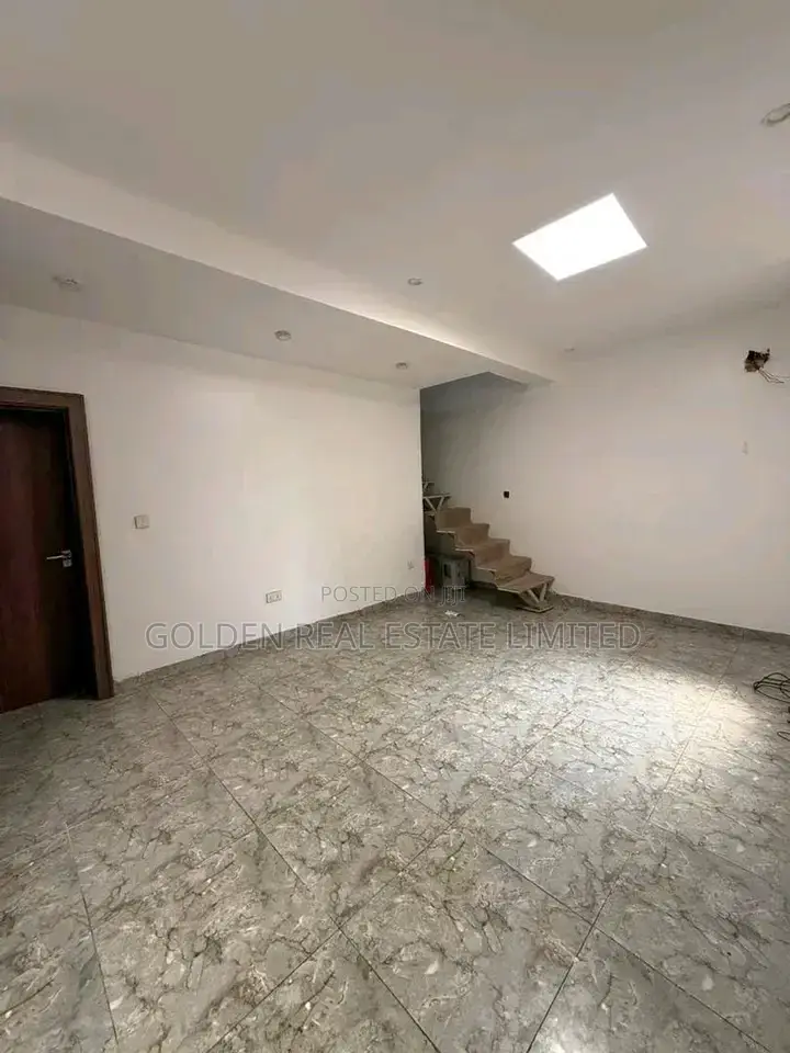 4bdrm Duplex in Katampe Extension for rent