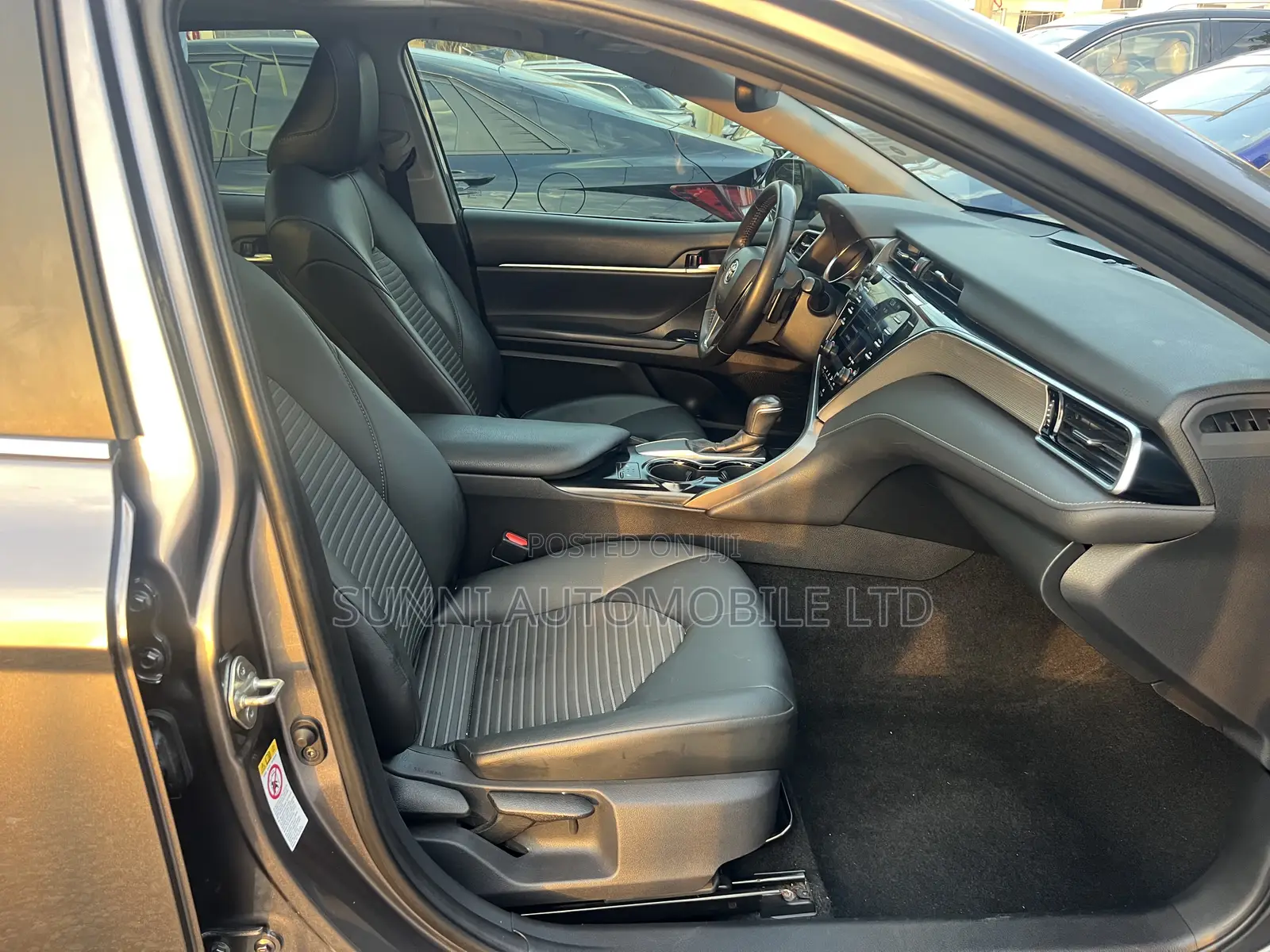 Toyota Camry 2018 Gray