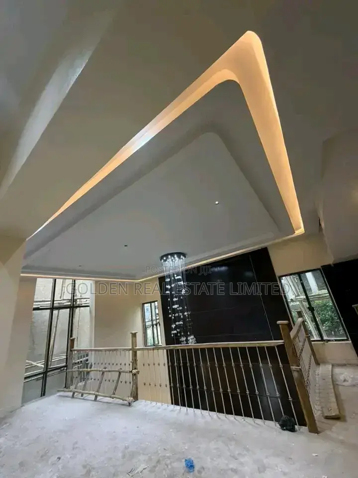 5bdrm Duplex in Asokoro for sale