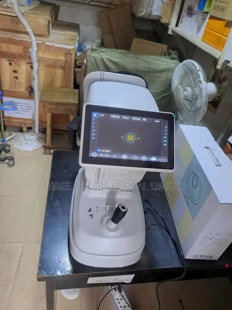 Auto Refractometer