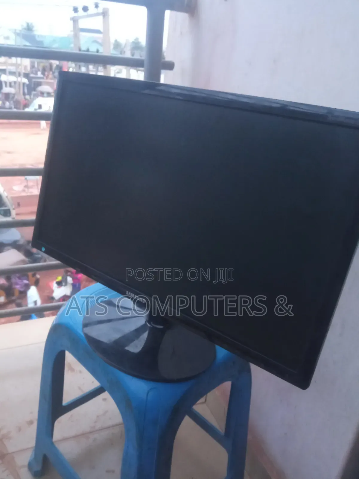 Slim 24 Inches Samsung Monitor