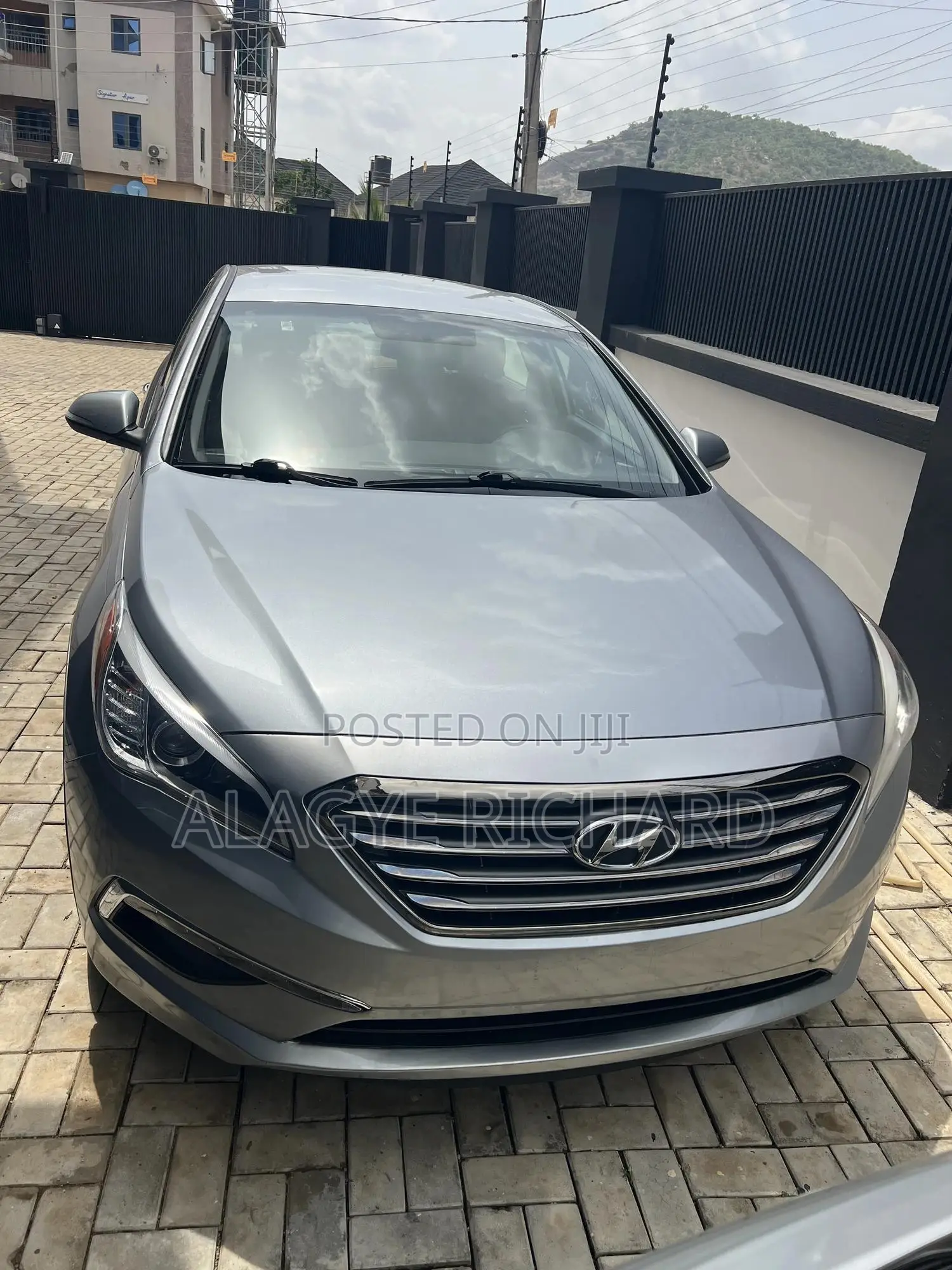 Hyundai Sonata Limited 4dr Sedan (2.4L 4cyl 6A) 2015 Silver