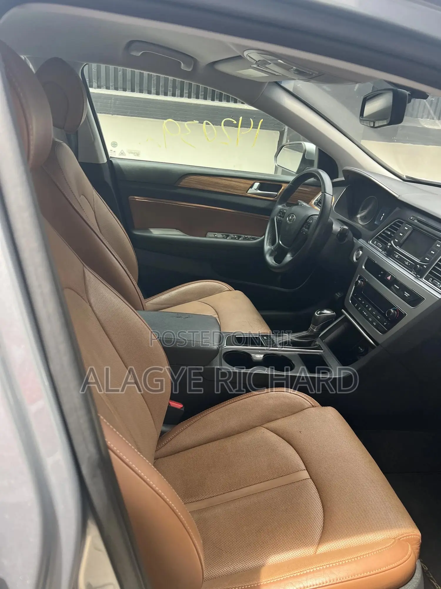 Hyundai Sonata Limited 4dr Sedan (2.4L 4cyl 6A) 2015 Silver