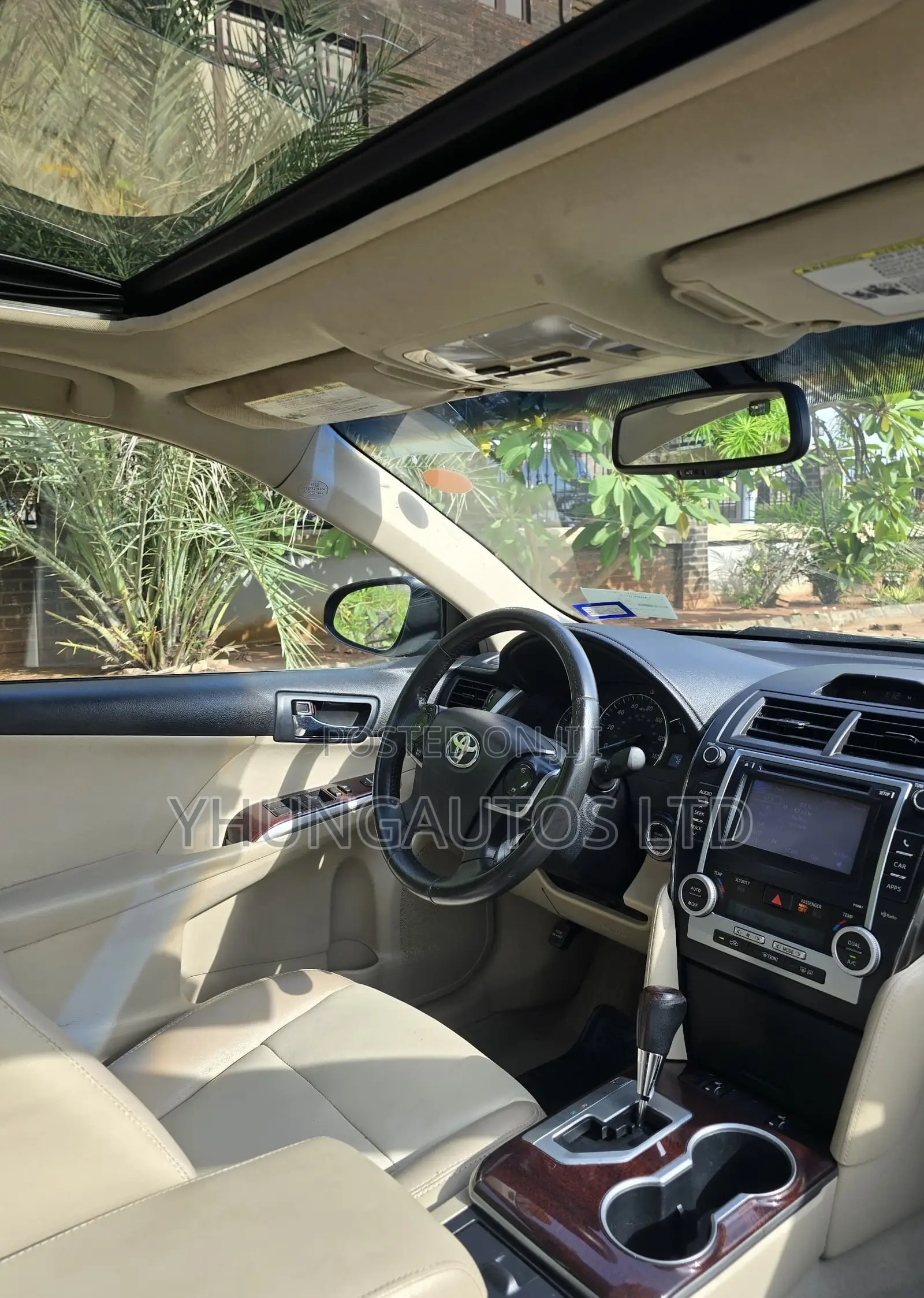 Toyota Camry XLE V6 4dr Sedan (3.5L 6cyl 6A) 2013 Black
