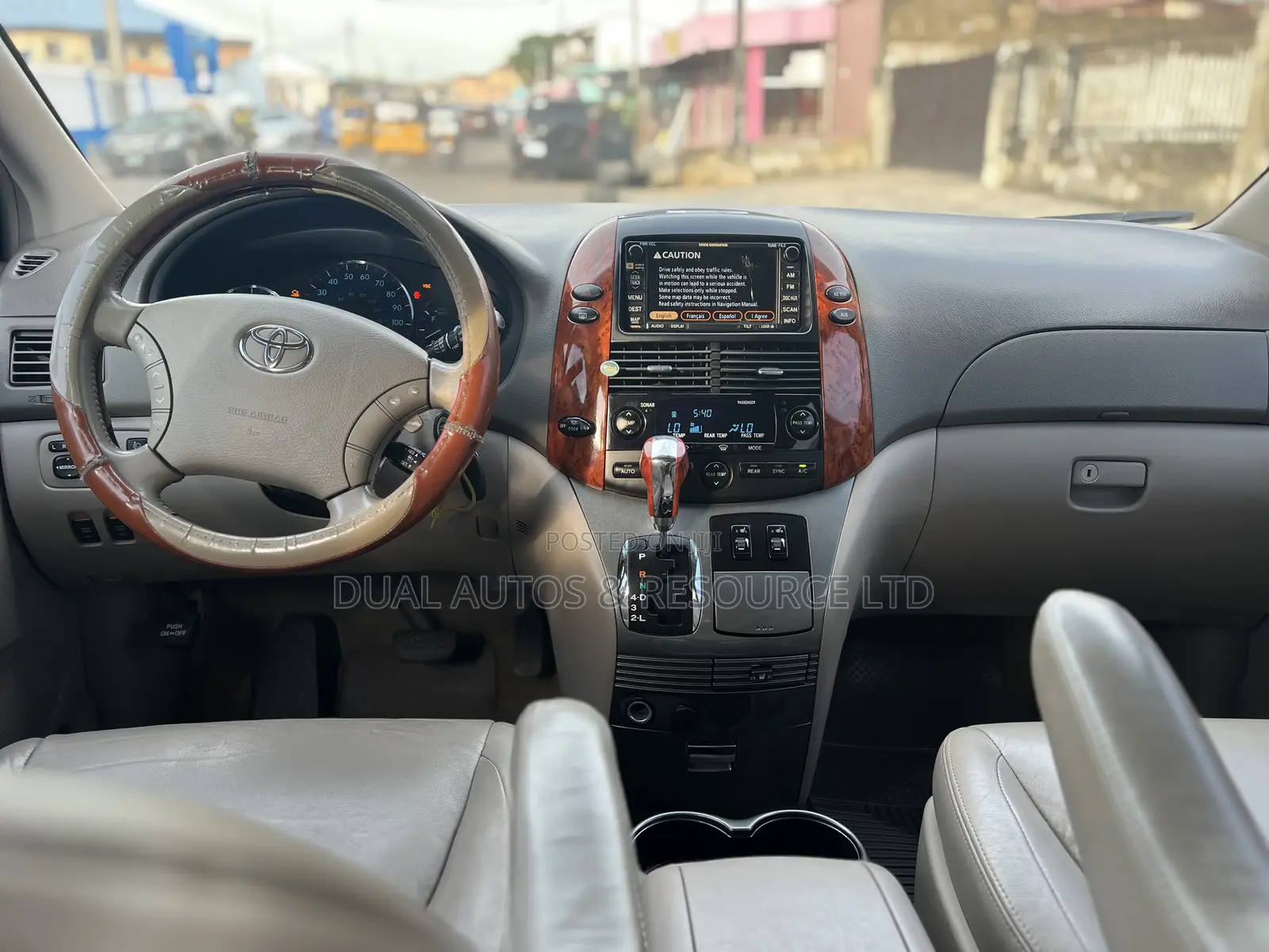 Toyota Sienna XLE Limited AWD 2006 White