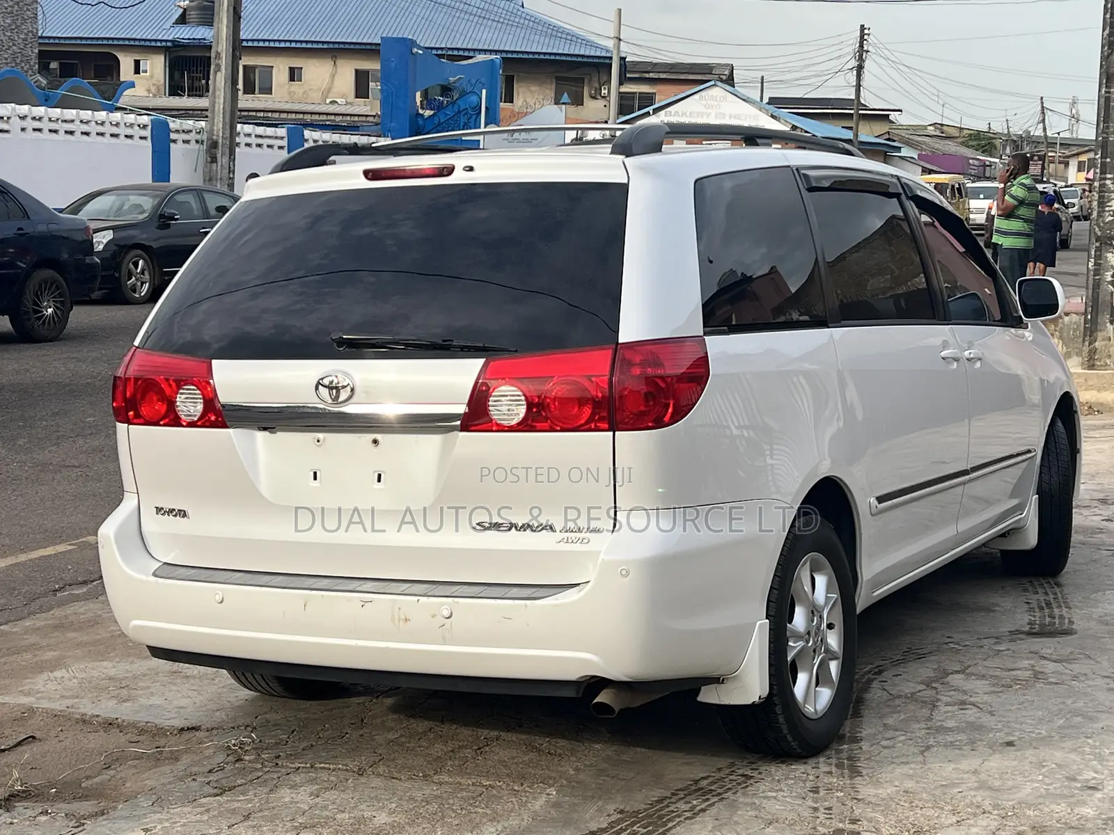 Toyota Sienna XLE Limited AWD 2006 White