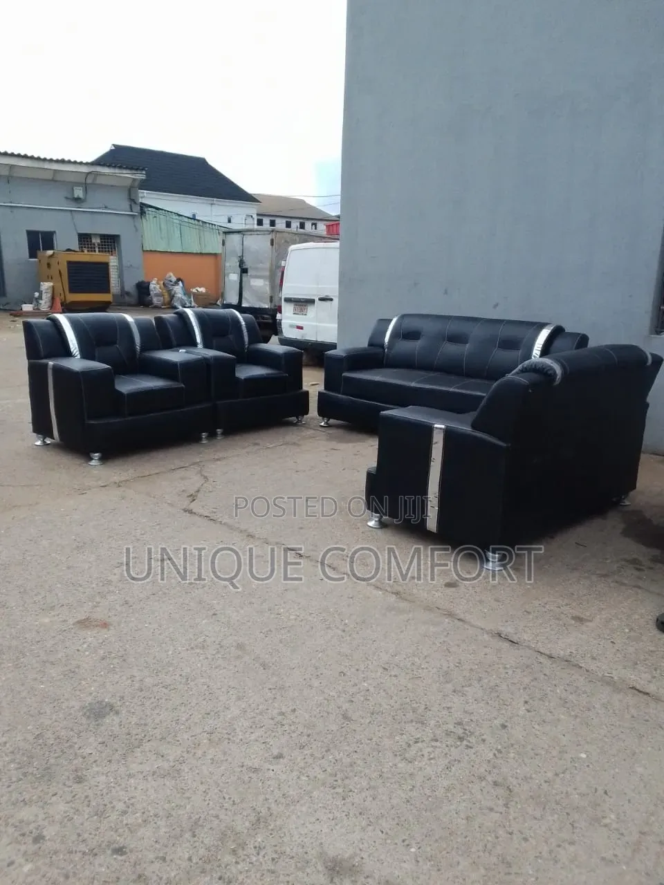 Brand New 7 Seaters Full Padded Luxurious Leather Sofa Set (3 2,1,1