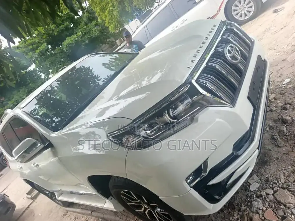 Toyota Land Cruiser Prado 2020 White