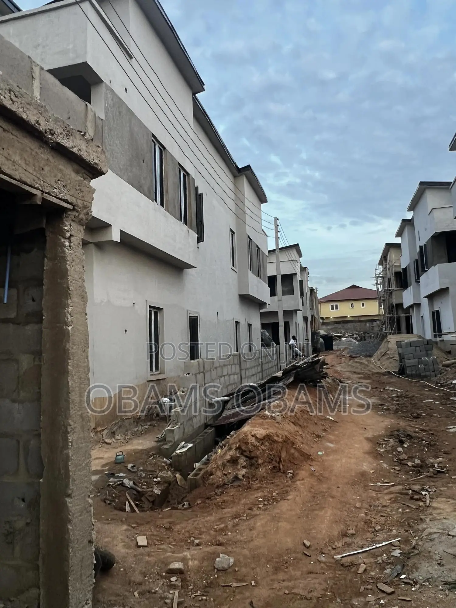 4bdrm Duplex in Budland Court Estate, Ojodu for sale