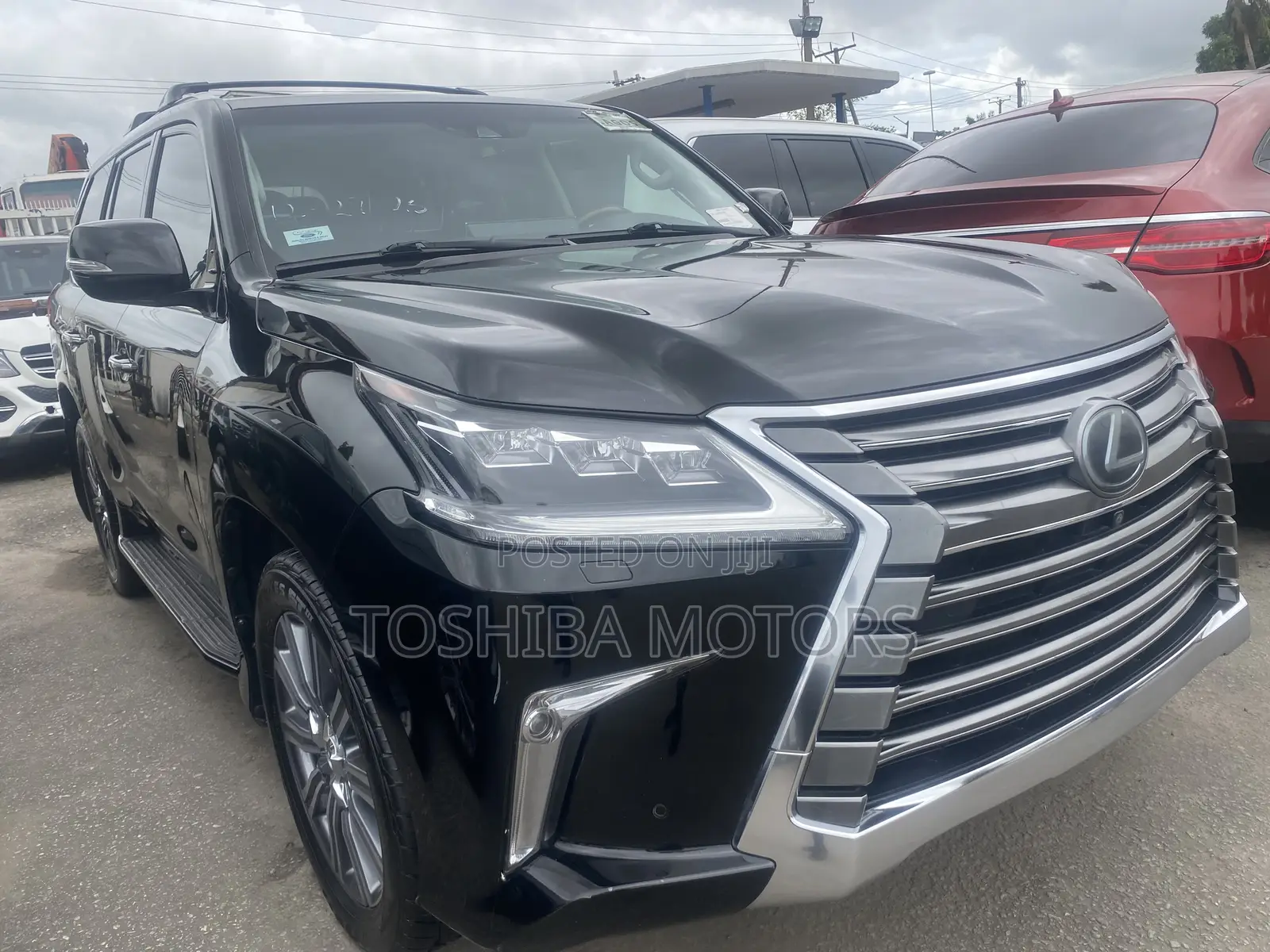Lexus LX 570 AWD 2017 Black