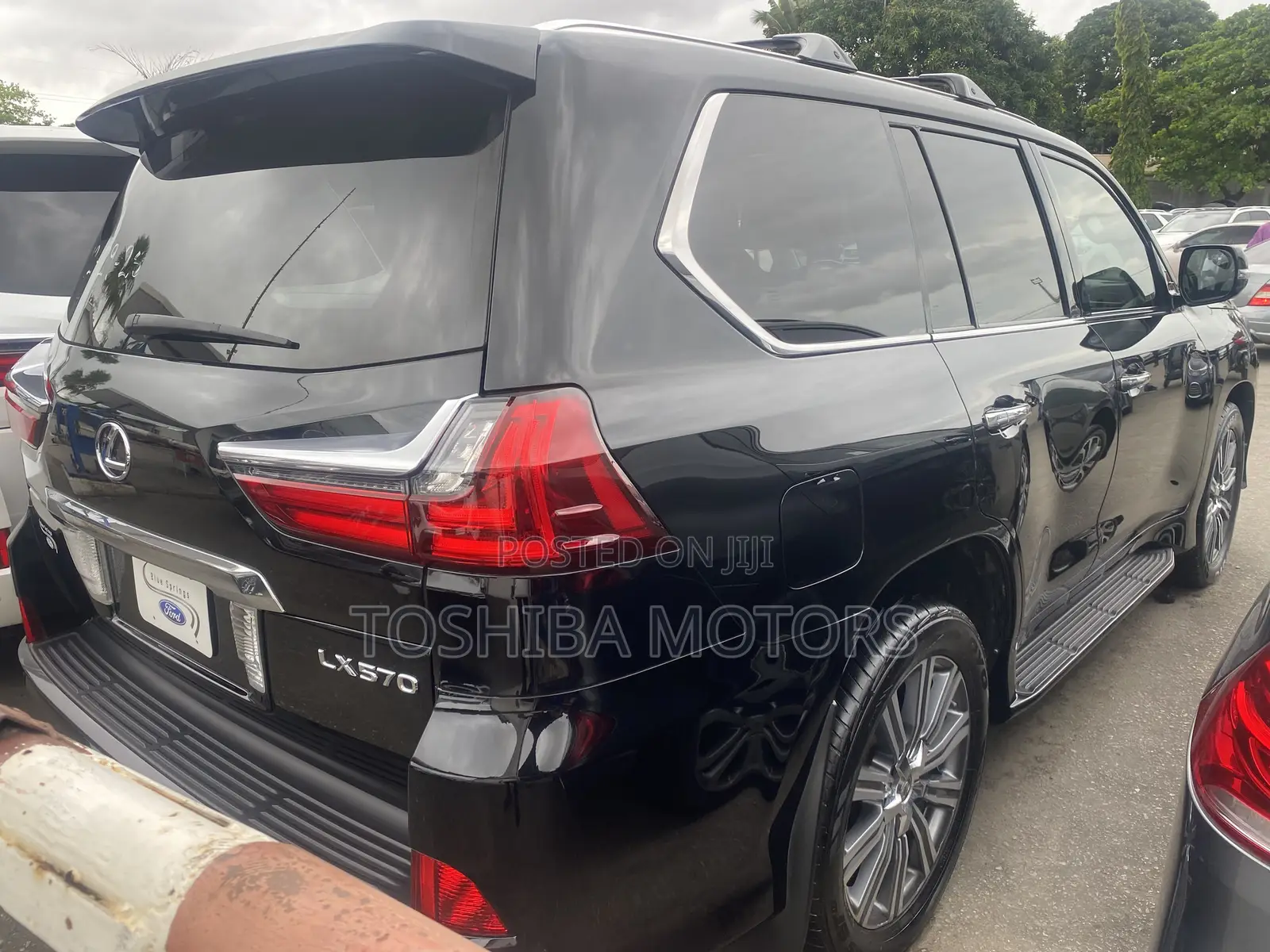 Lexus LX 570 AWD 2017 Black
