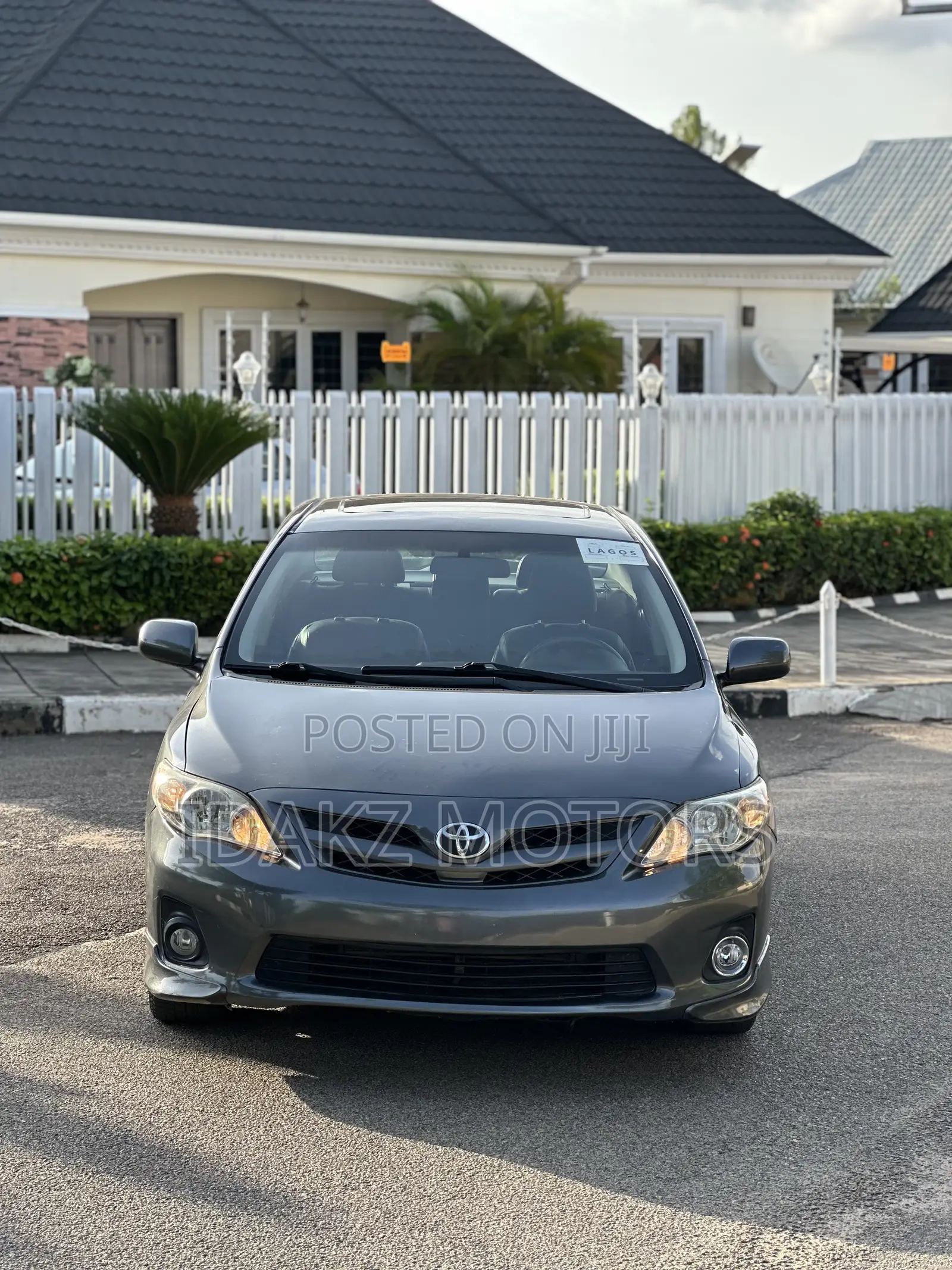 Toyota Corolla S 4dr Sedan (1.8L 4cyl 4A) 2013 Gray