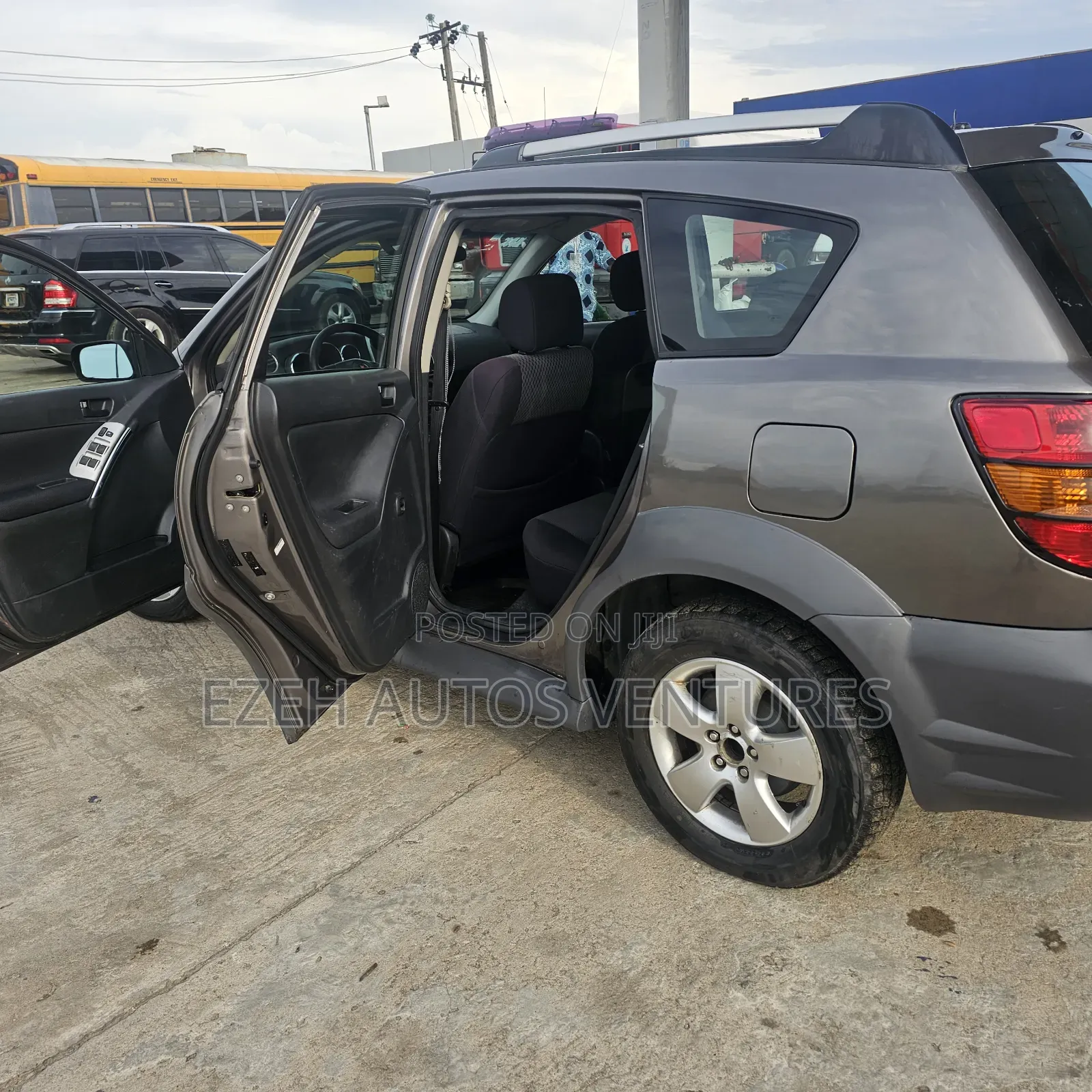 Pontiac Vibe Automatic 2004 Gray