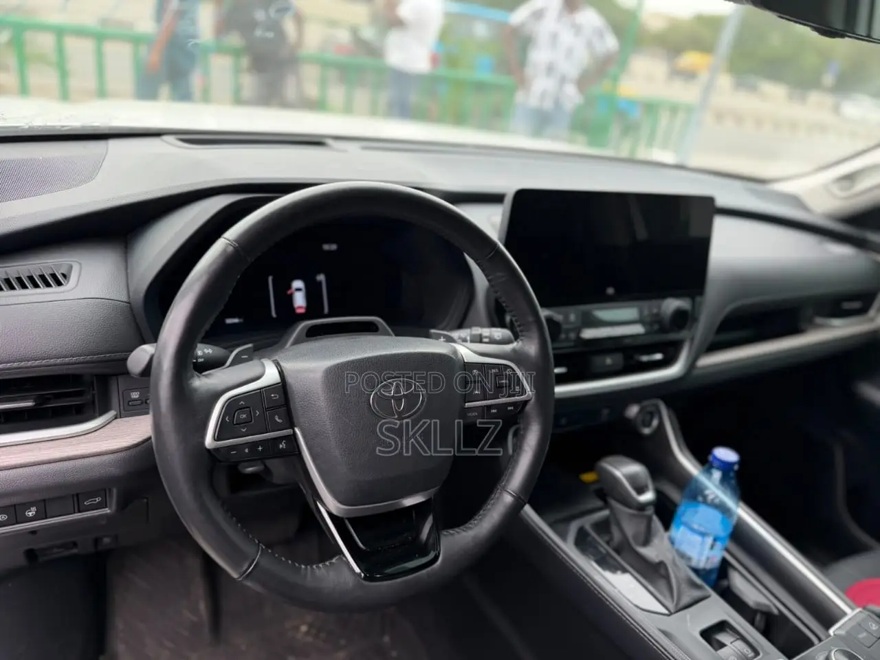 Toyota Highlander Platinum AWD 2024 White