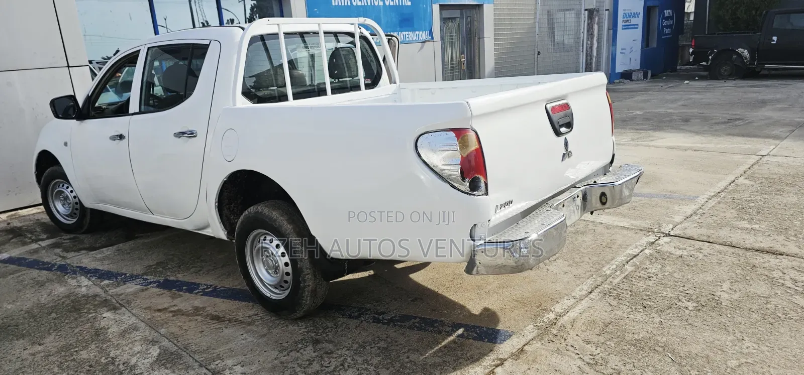 Mitsubishi L200 Double Cab 2.5 136hp 2010 Off white