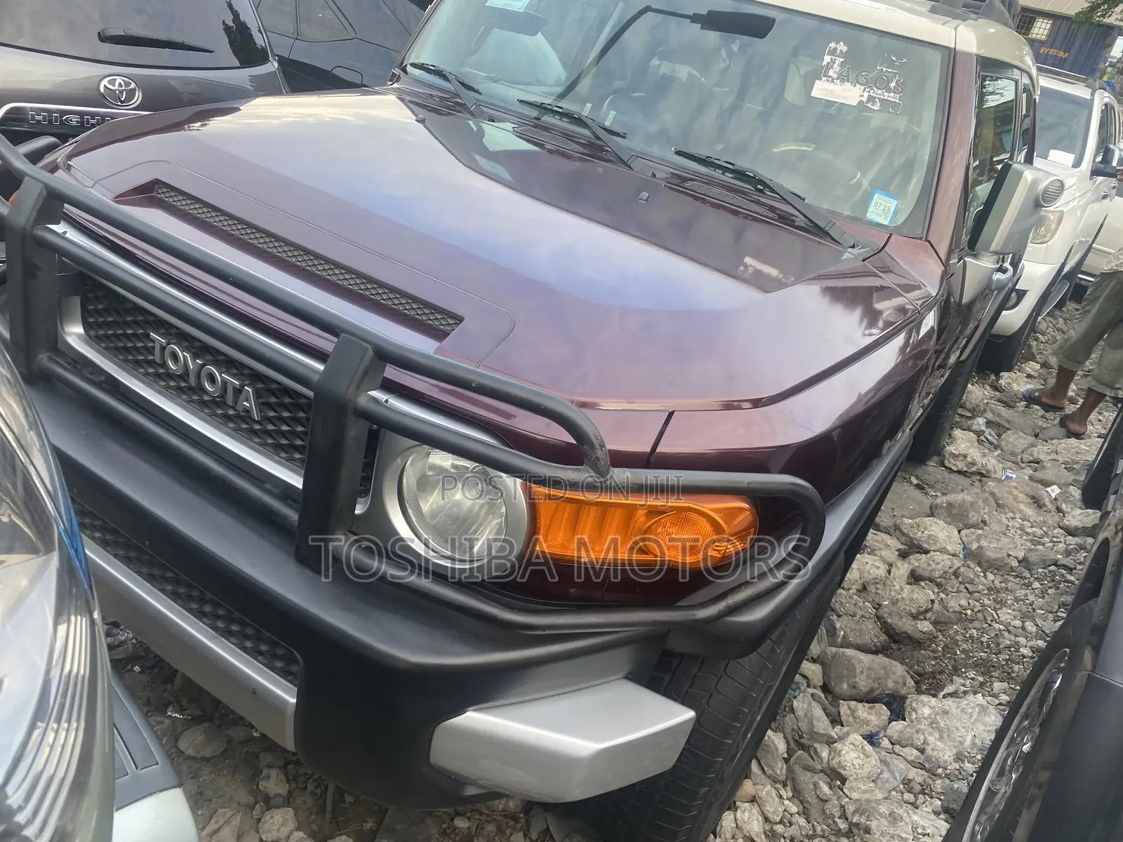 Toyota FJ Cruiser 4x4 Automatic 2009 Maroon