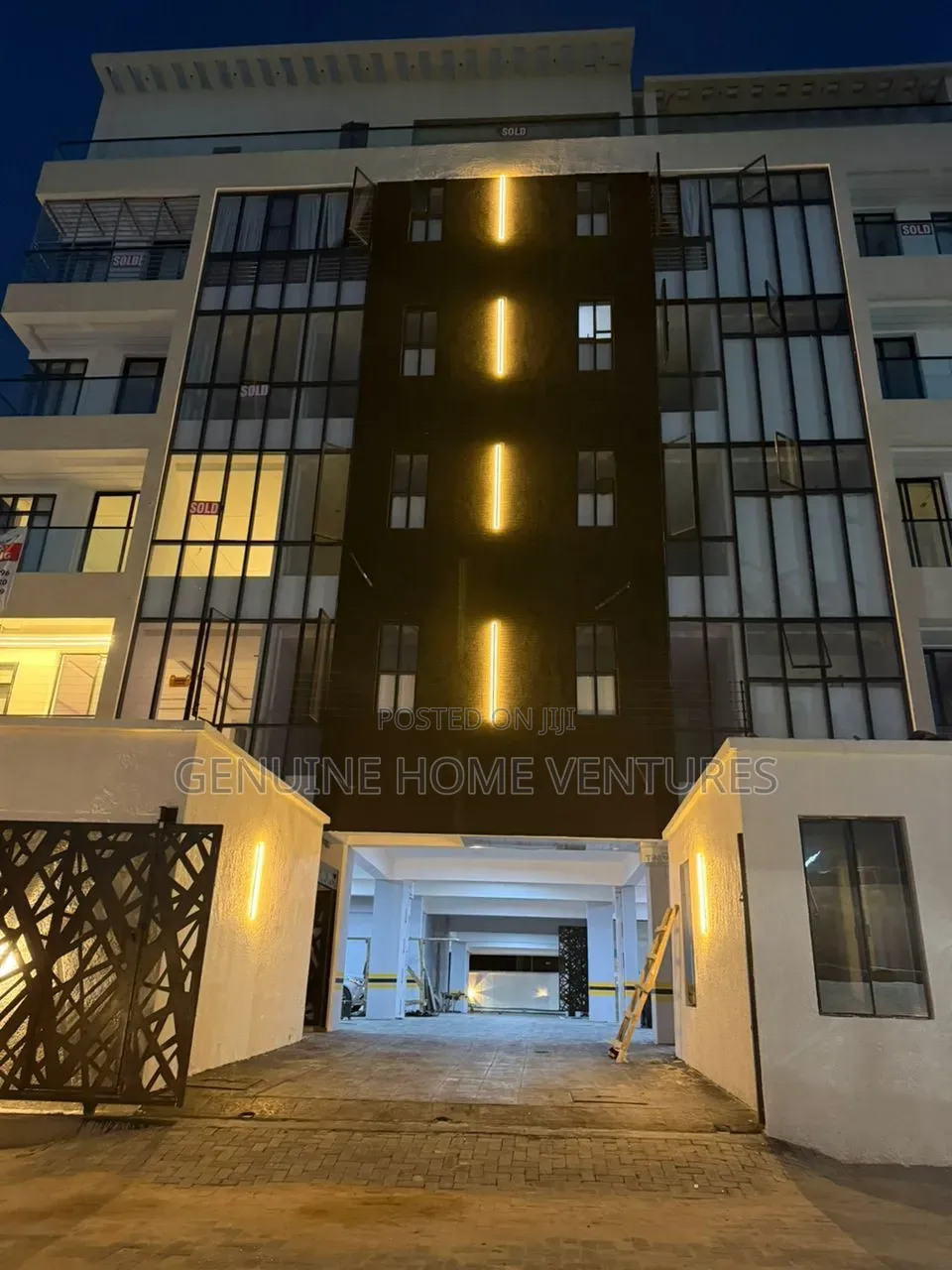 2bdrm Apartment in Nicon Town for sale