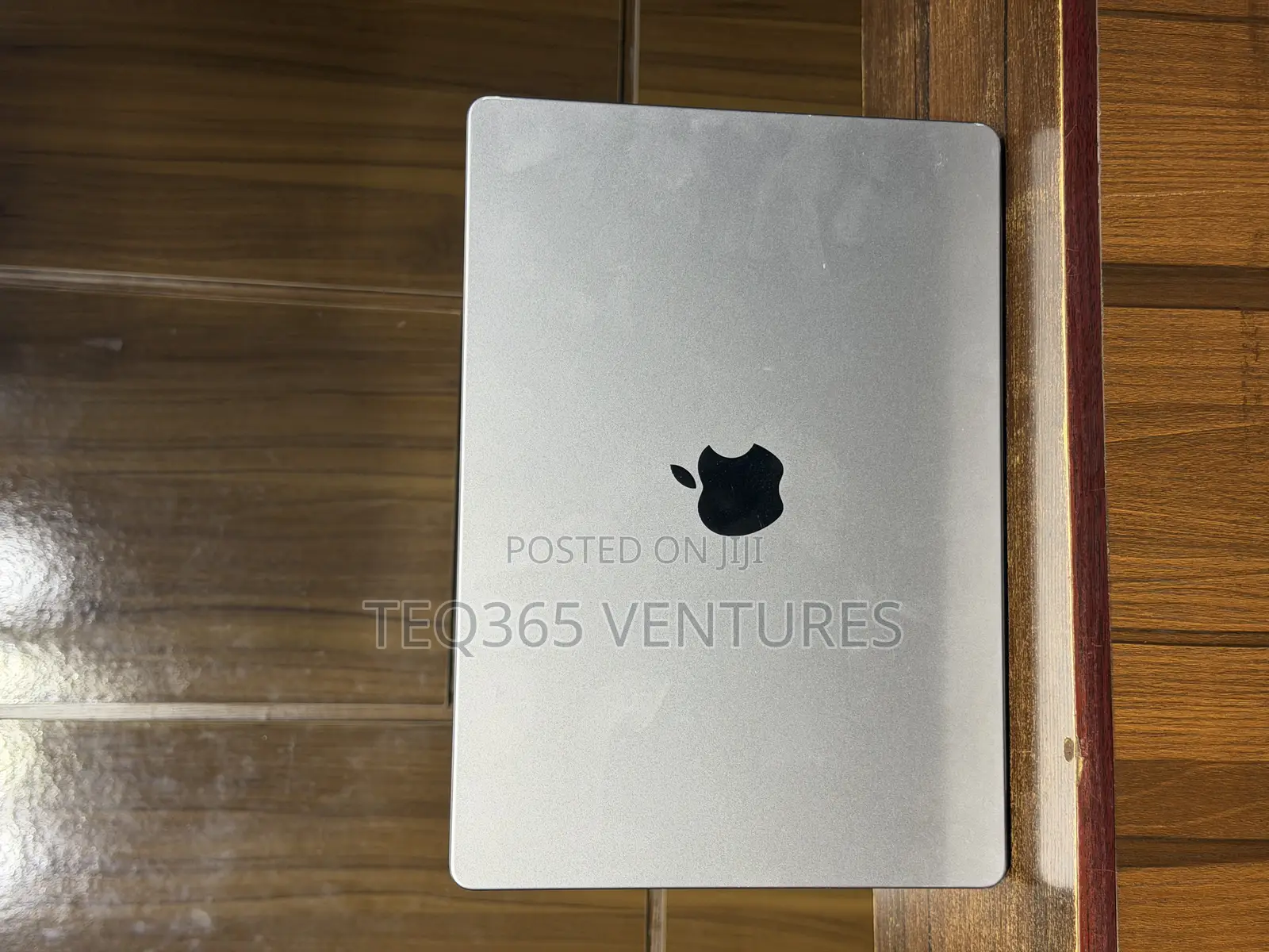 Laptop Apple MacBook Pro 2021 M1 16GB Apple M1 Pro SSD 512GB