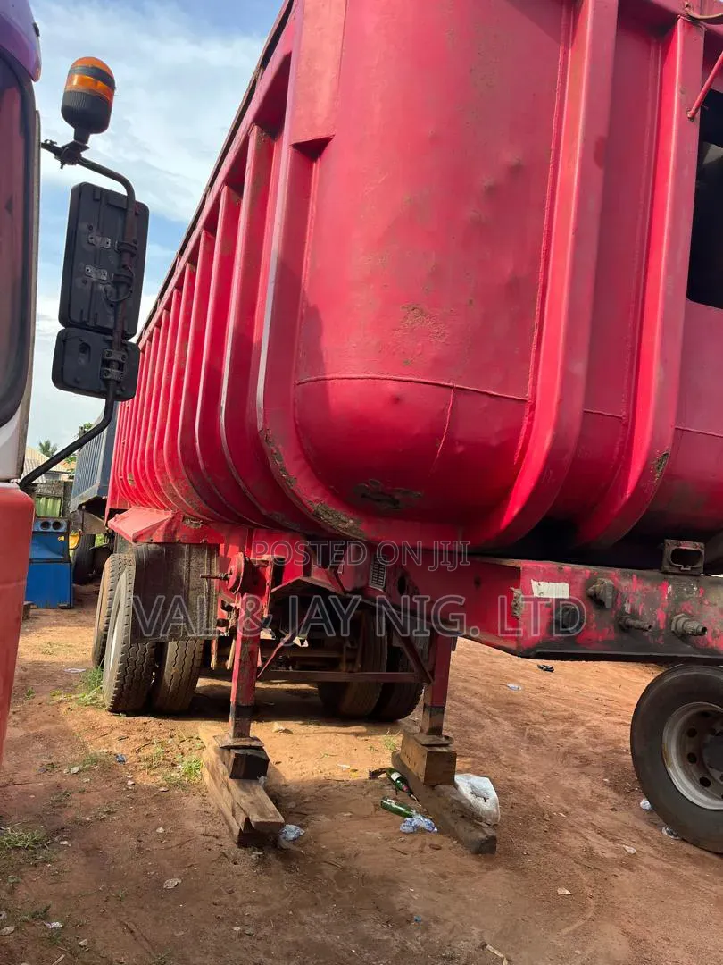 30 - 35 Tons Tipping Trailer Bucket - Foreign Use