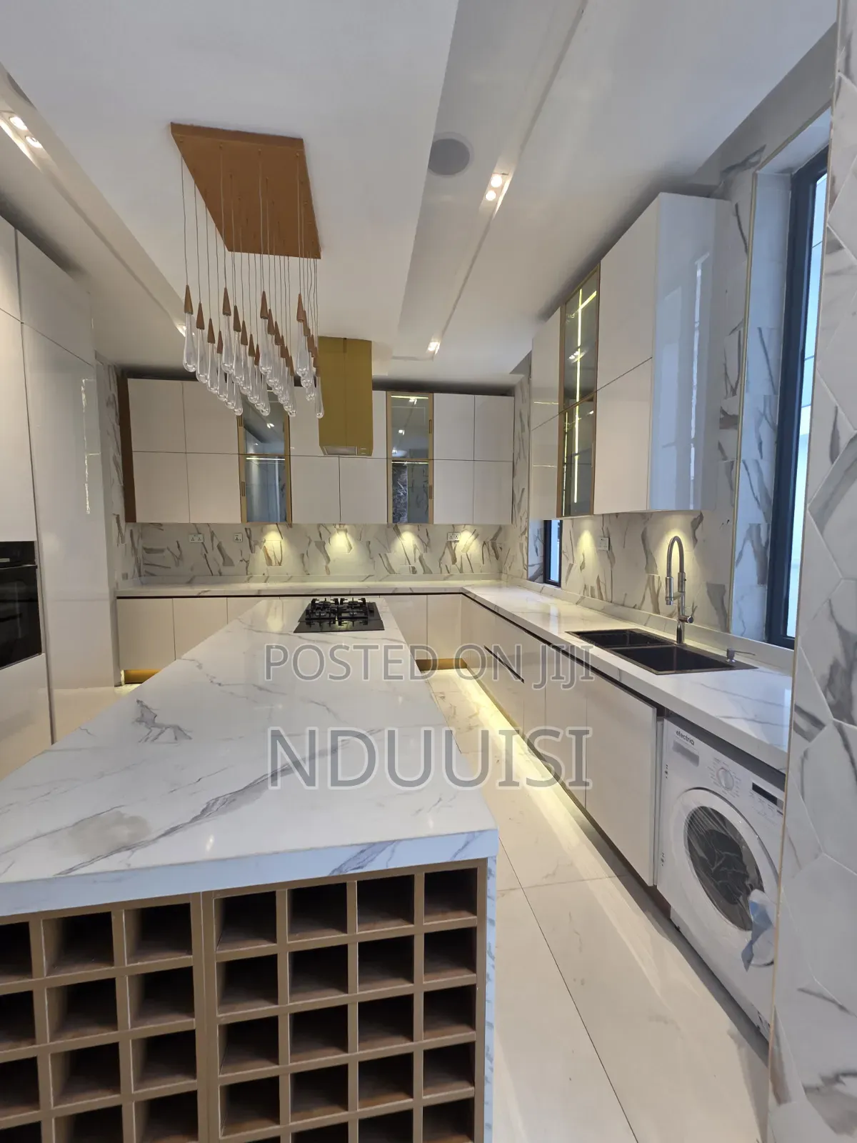 5bdrm Duplex in Pinnock Beach Estate, Osapa london for sale