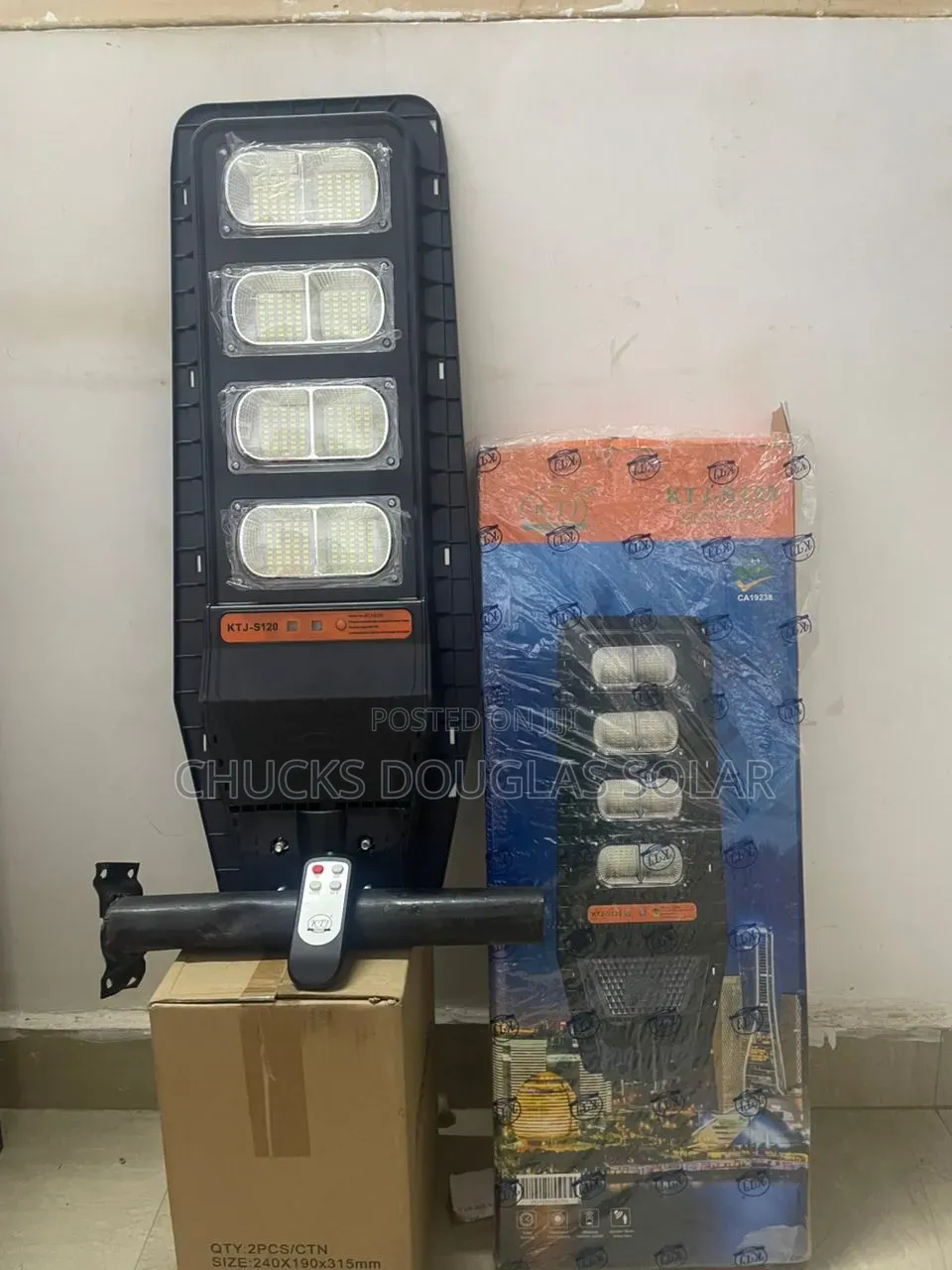 KTJ S120 Solar Street Light