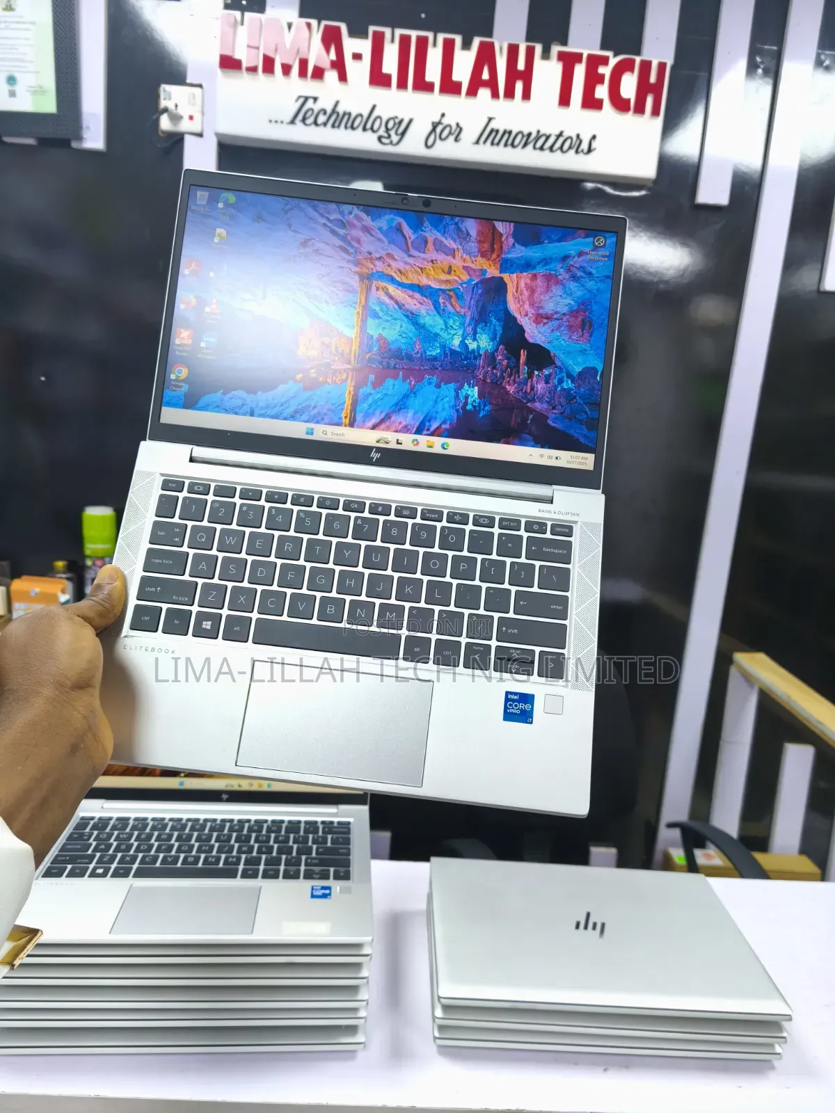 Laptop HP EliteBook 830 G8 16GB Intel Core i7 SSD 512GB