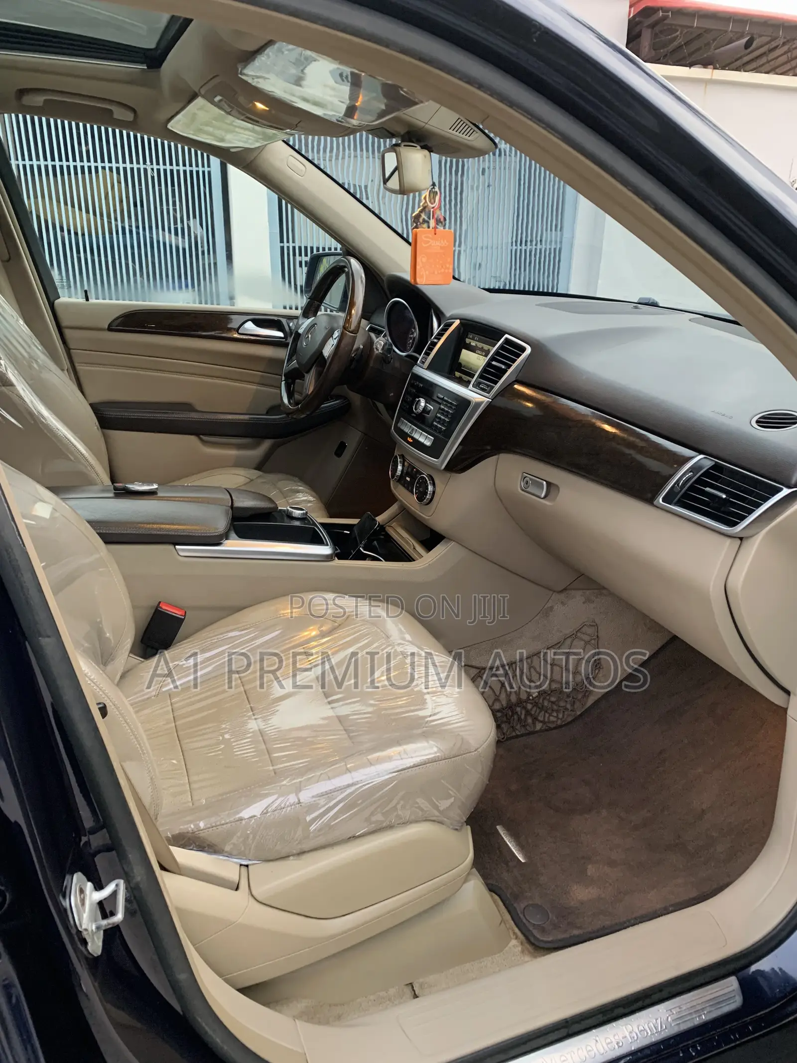 Mercedes-Benz M Class ML350 4MATIC 4dr SUV AWD (3.5L 6cyl 7A) 2015 Blue