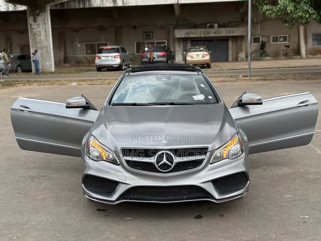 Mercedes-Benz E350 Base 2dr Coupe RWD (3.5L 6cyl 7A) 2012 Gray