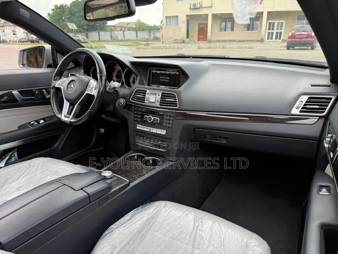 Mercedes-Benz E350 Base 2dr Coupe RWD (3.5L 6cyl 7A) 2012 Gray