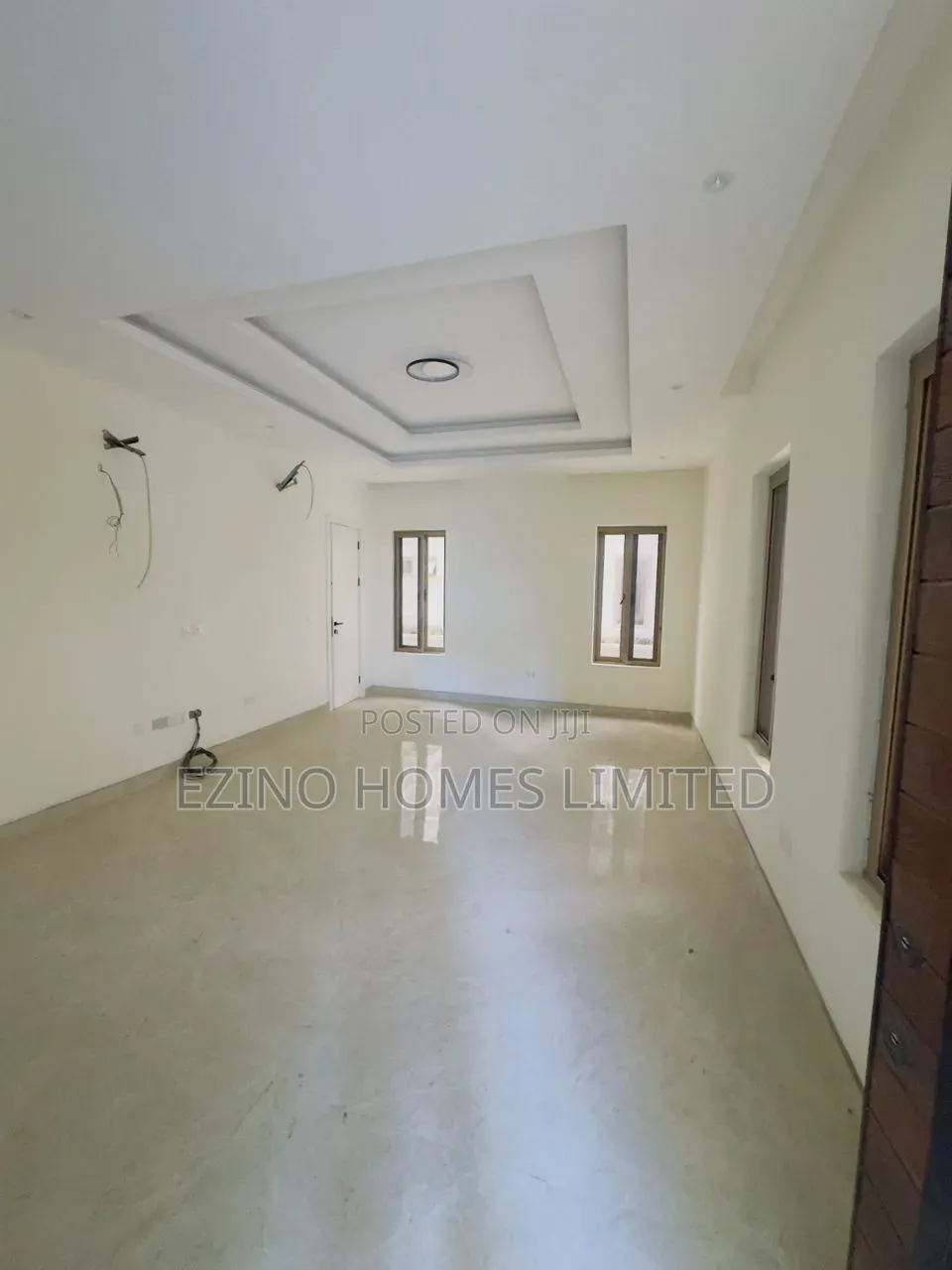5bdrm Duplex in Mini Estate, Banana Island for sale