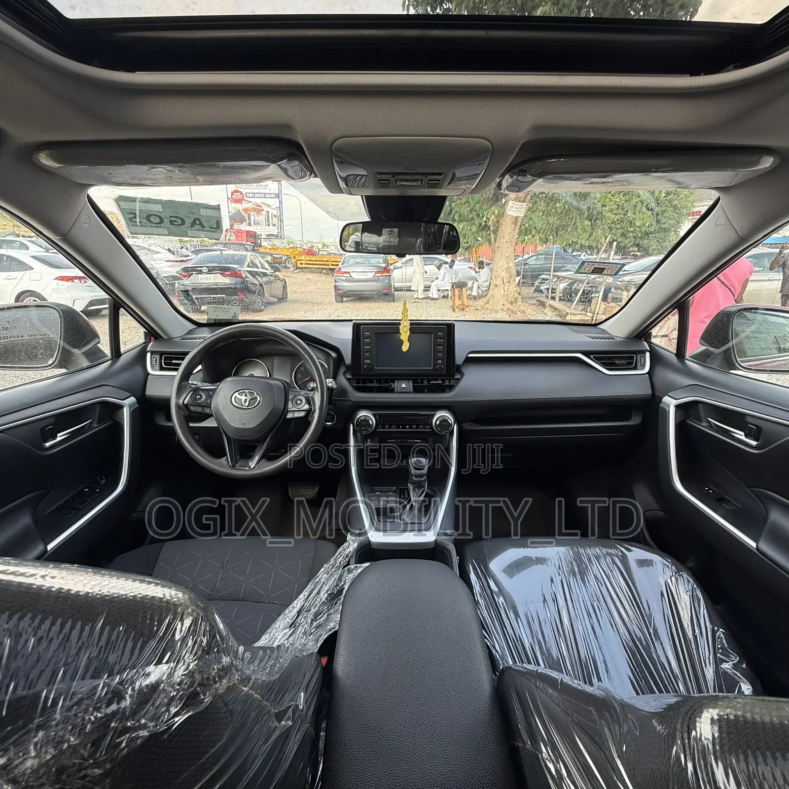 Toyota RAV4 2019 Red