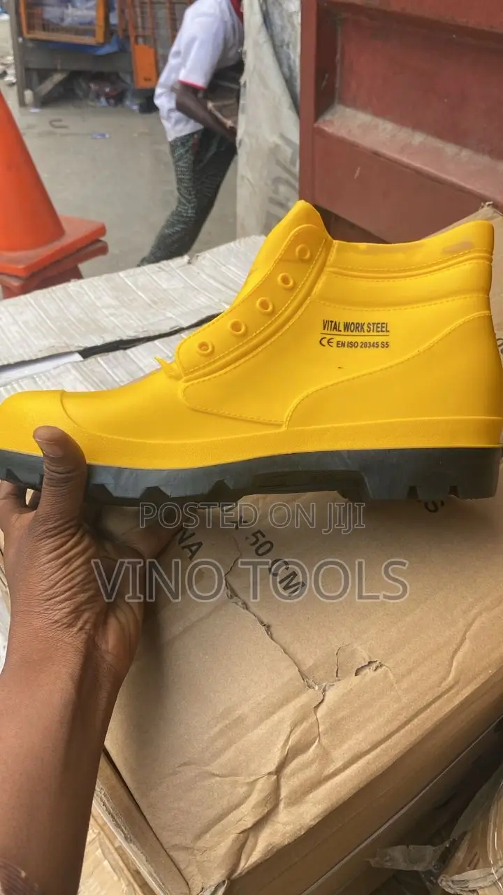 Short Safety Rainboot