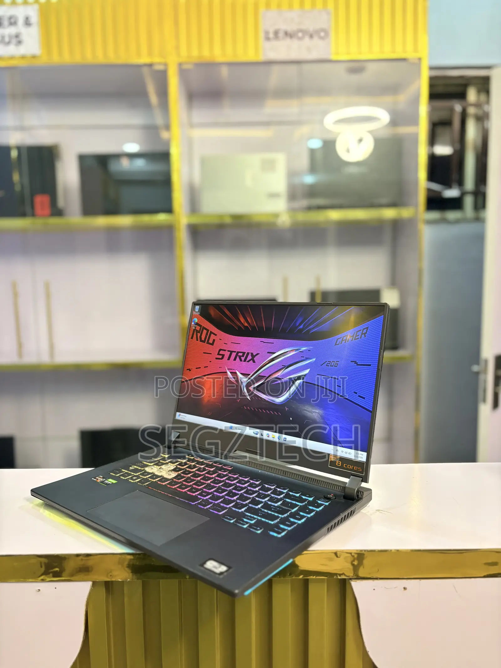 Laptop Asus ROG Strix G15 16GB AMD Ryzen 7 SSD 512GB