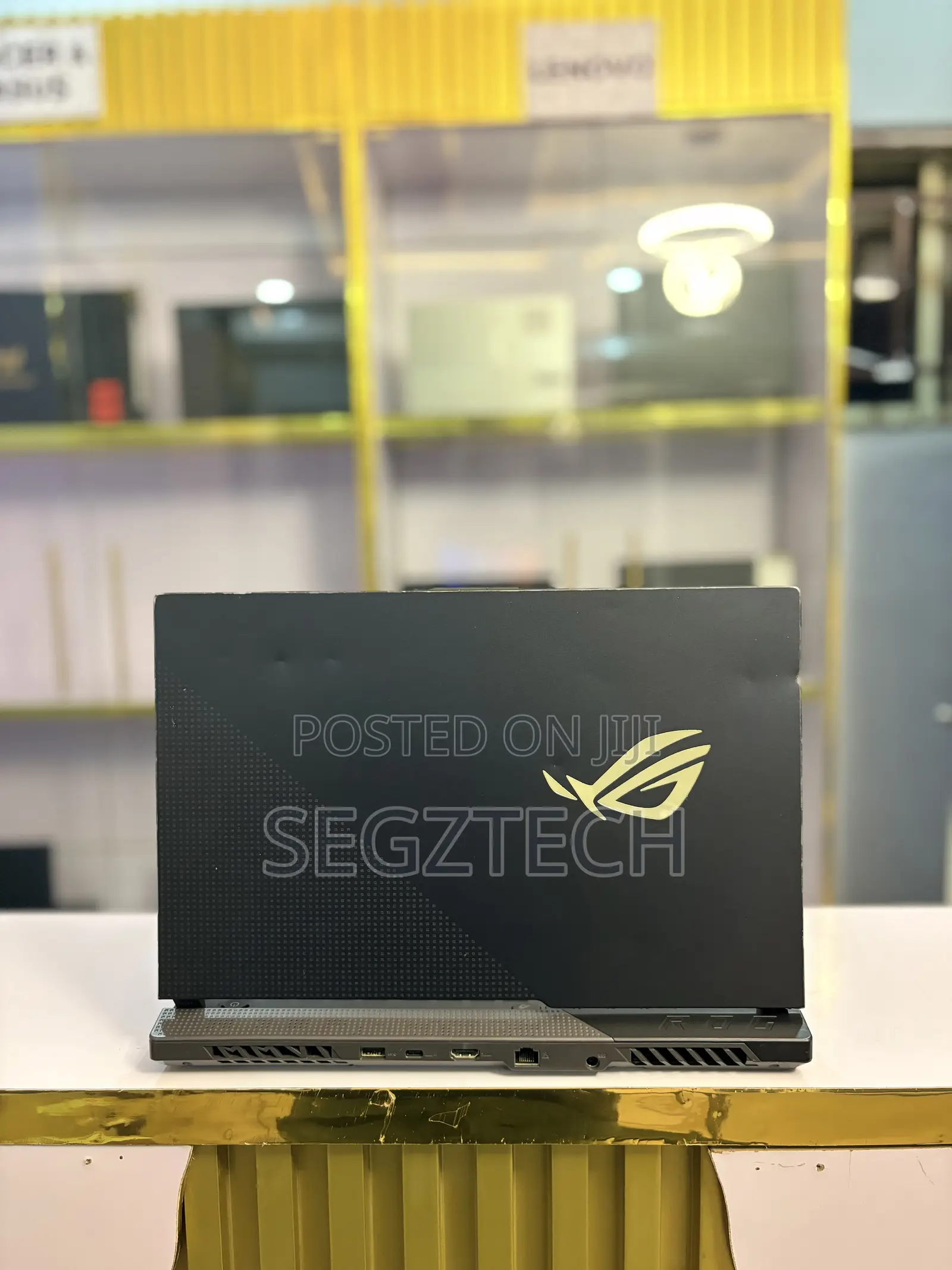 Laptop Asus ROG Strix G15 16GB AMD Ryzen 7 SSD 512GB