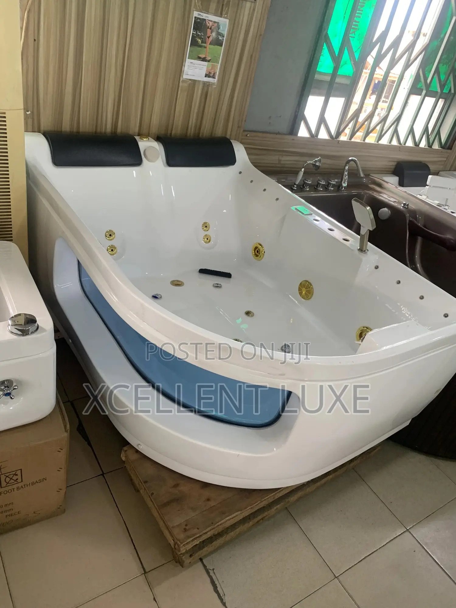 Double Jacuzzi Massage Bathtub With 1hp Pump