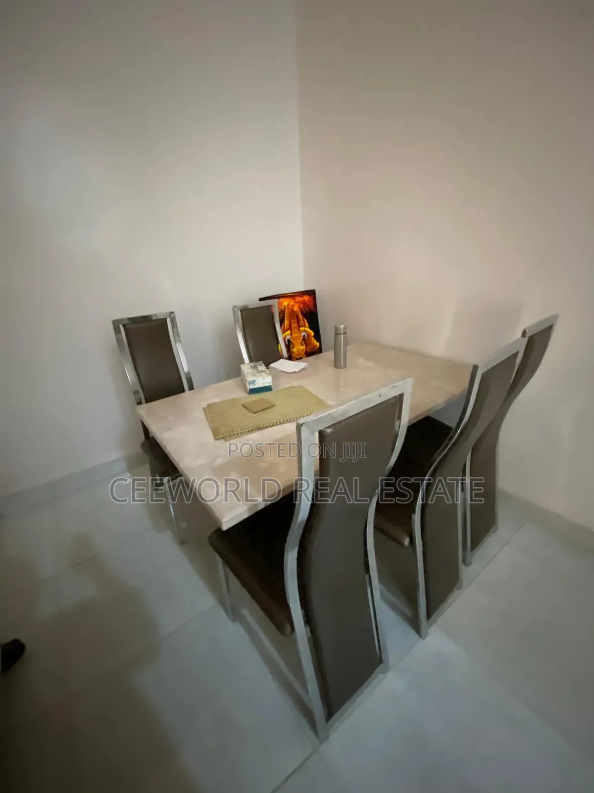 Furnished 4bdrm Duplex in Iyaganku Gra, Iyanganku for rent