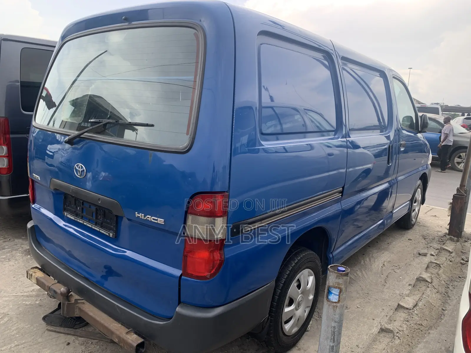 Toyota Grand HiAce 2008 Blue