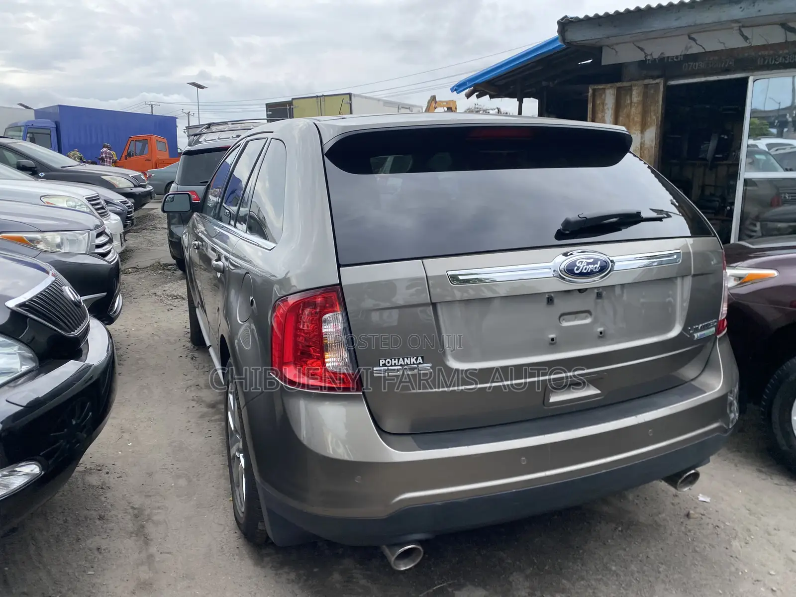 Ford Edge Limited 4dr SUV AWD (3.5L 6cyl 6A) 2014 Gold