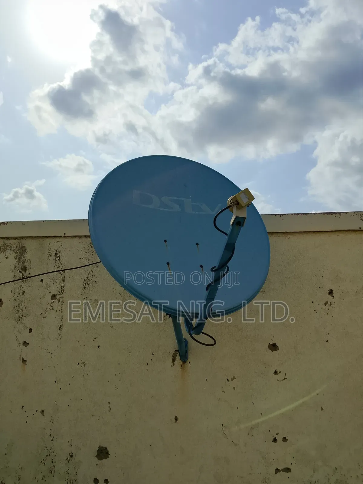 SLTV DSTV Decoder With Installation