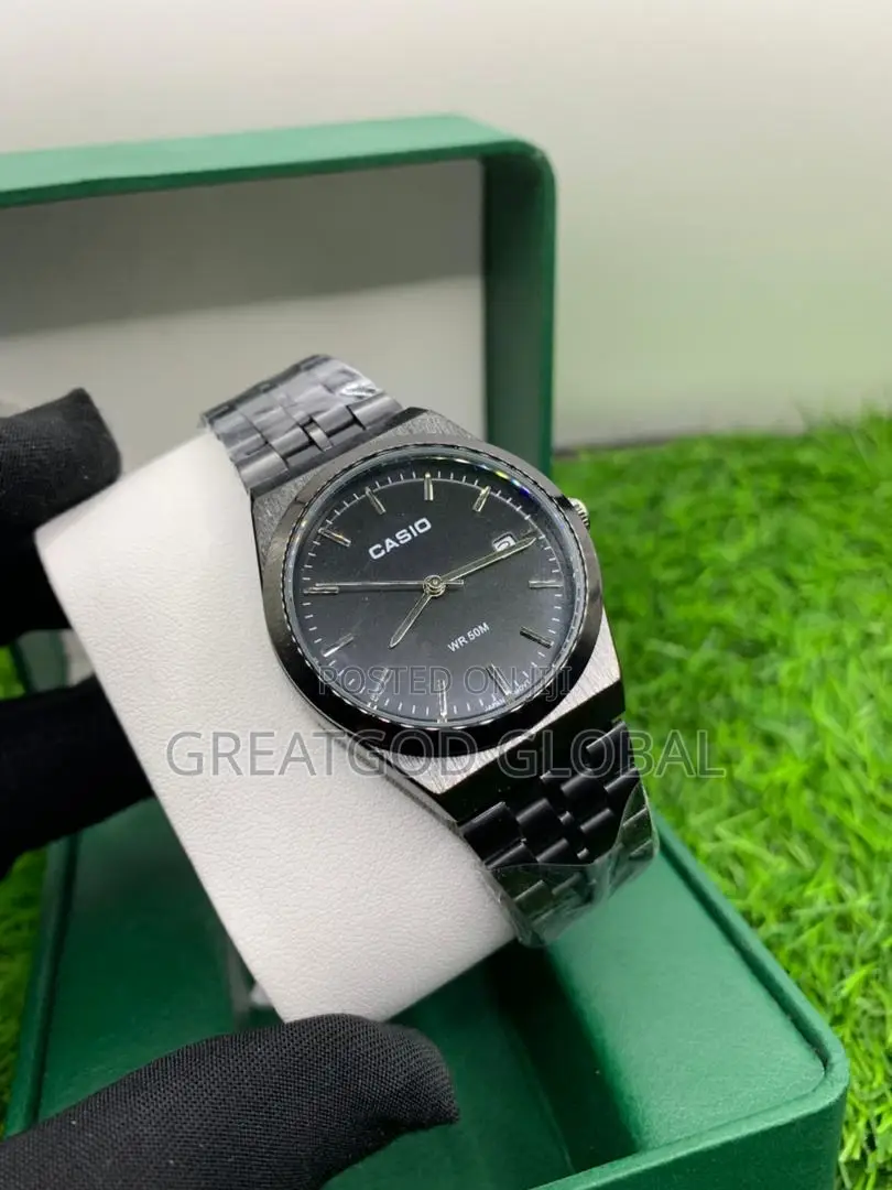 Casio Chain Watch Unisex Mainly for Ladies Silver, Black
