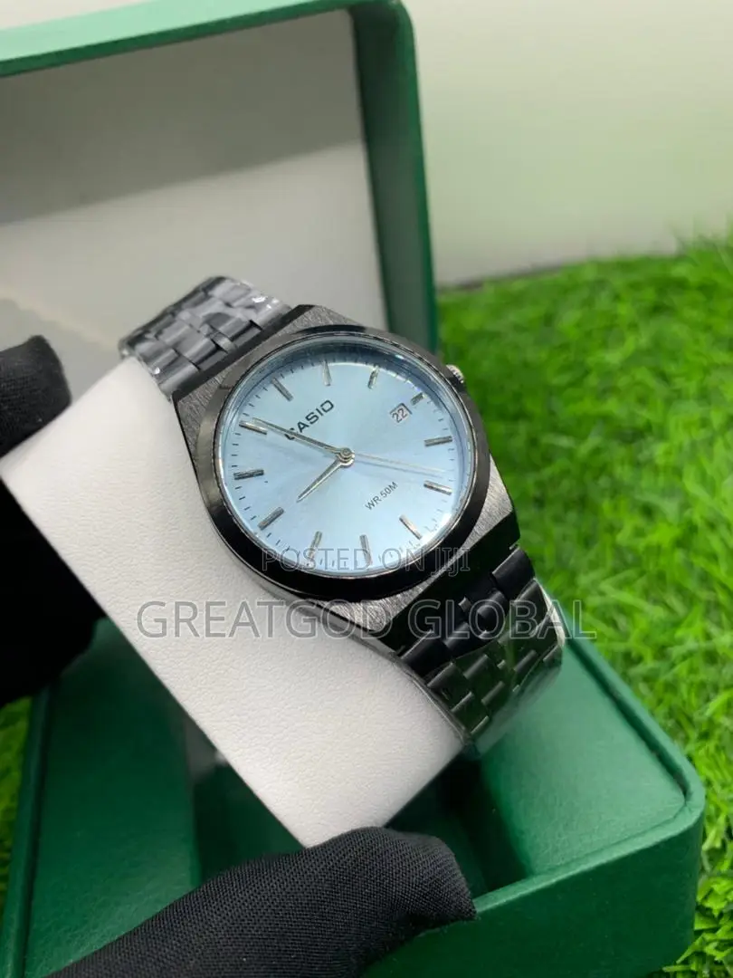 Casio Chain Watch Unisex Mainly for Ladies Silver, Black
