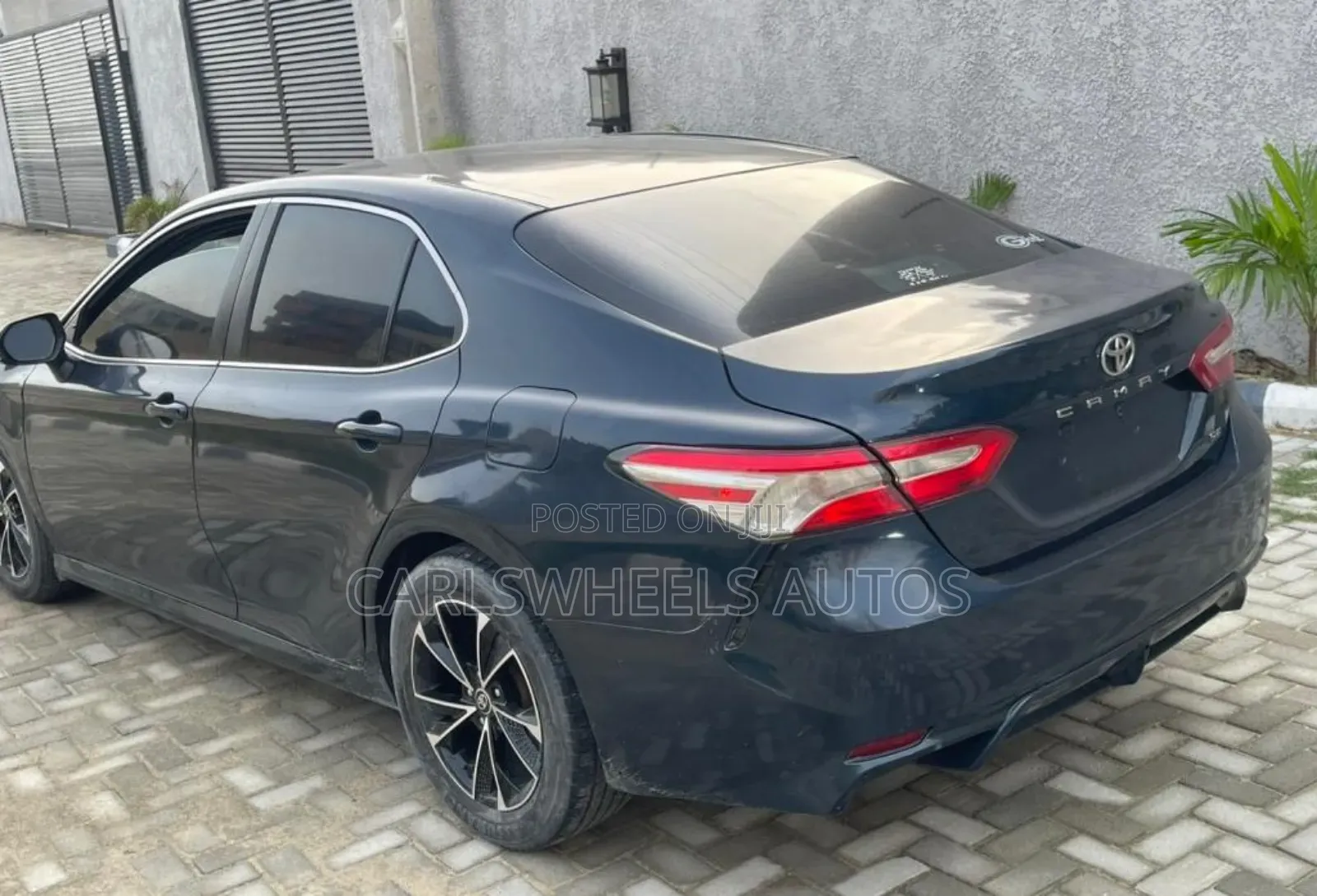 Toyota Camry SE (2.5L 4cyl 8A) 2019 Black