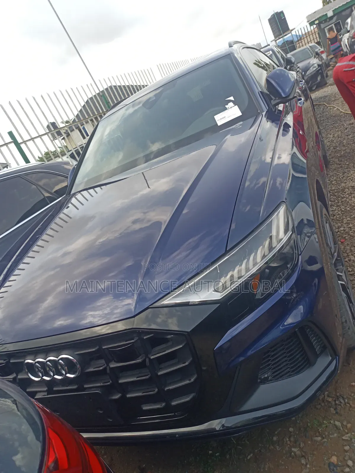 Audi Q8 Premium Plus 2023 Blue