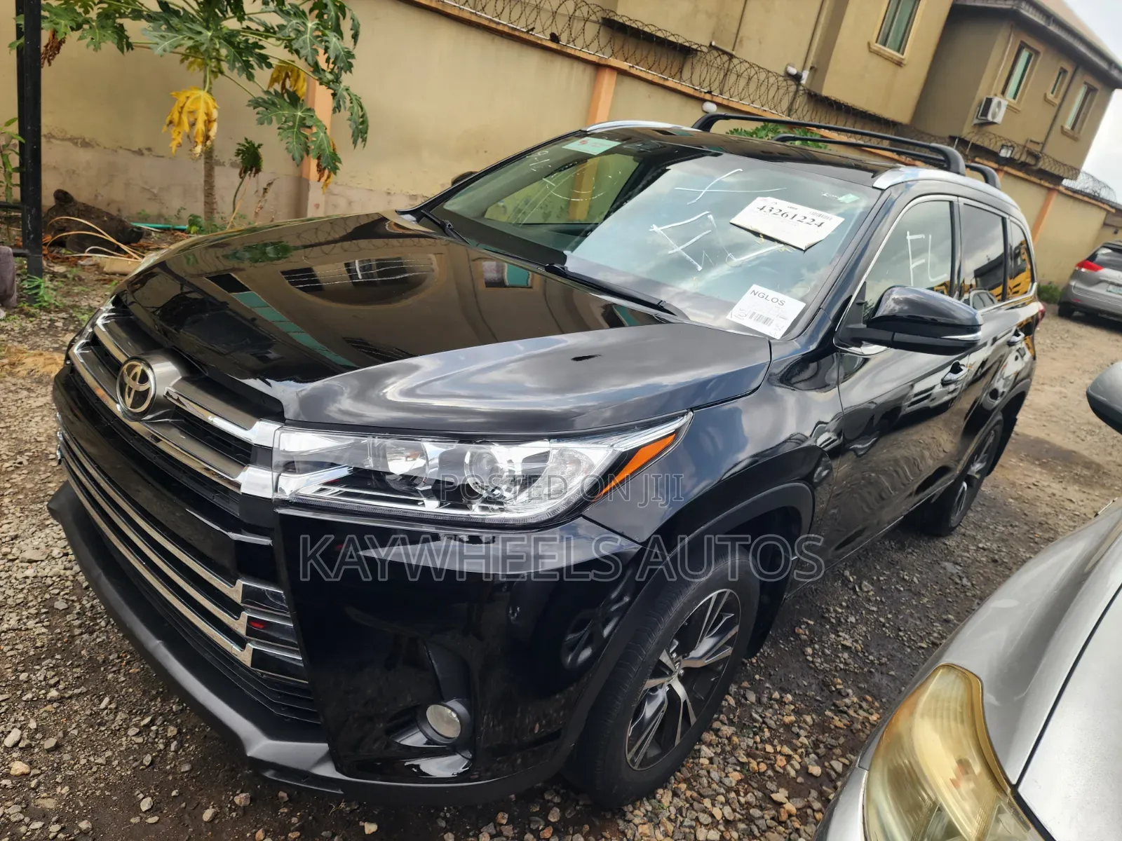 Toyota Highlander XLE V6 4x2 (3.5L 6cyl 6A) 2016 Black